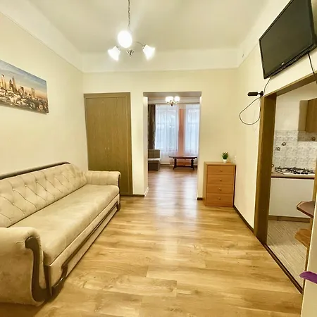 Apartment двохкімнатні сімейні в історичному центрі Lviv