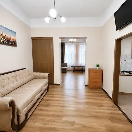 двохкімнатні в історичному центрі,самопоселення,лева 11 * 리비프